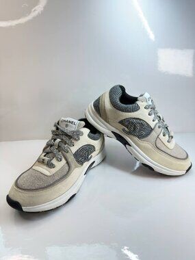 Women’s Cream & Grey Tweed Sneakers – EU 38 / US 7.5–8